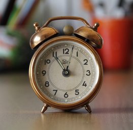 clock image